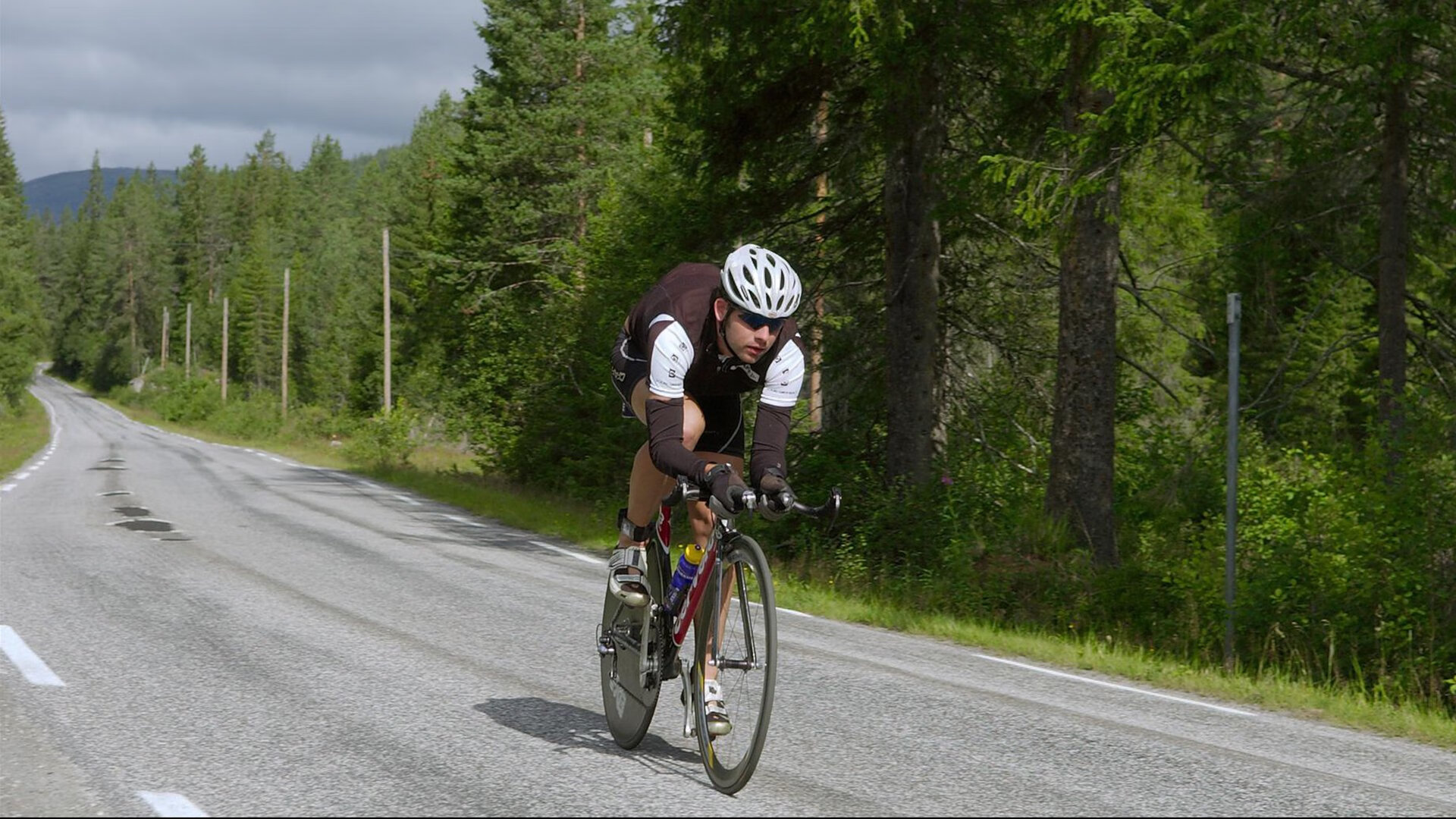 瑞典火力压制巴萨，久保建英成为关键先生，亚洲足球的欧洲新叙事